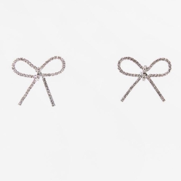 Zara Jewelry - Zara Bow Earrings